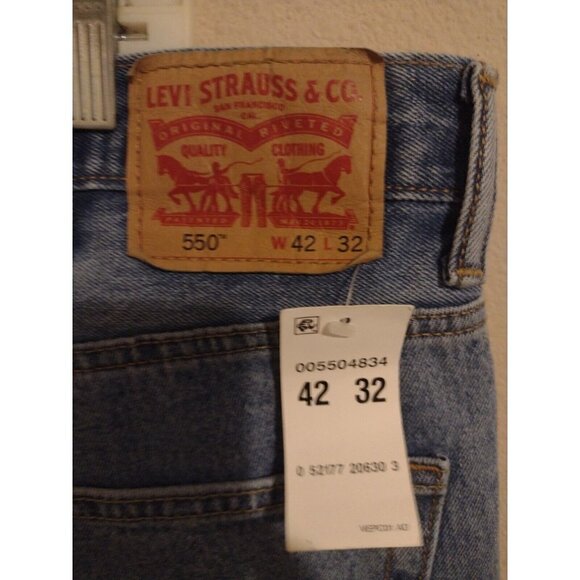 NWT New Levi's 550 Relaxed Tapered Leg Blue Denim Jeans 42x30 Cotton - Picture 7 of 10